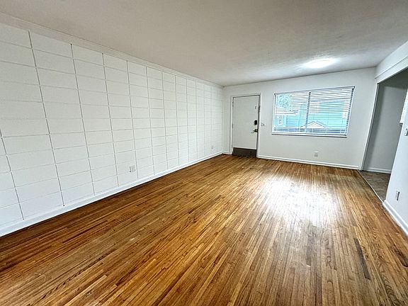 2nd image of 1229 Willow Branch Ave APT 4