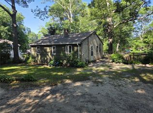 31 Lakeside Dr, Hope Valley, RI 02832