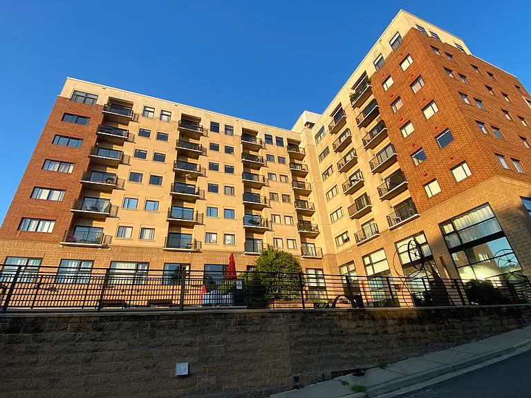 715 N Church St #701 — Photo 1