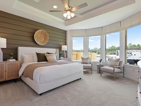 Owner s Suite with Bay Window Option