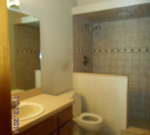 5th image of 2843 Blackberry Ave