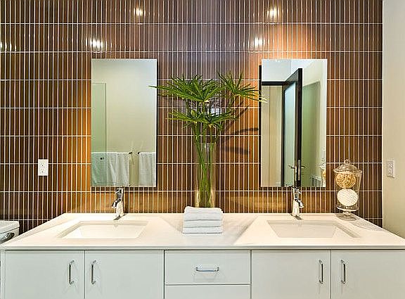 3rd image of 1299 Bush St #201