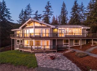 13588 Clayton Ln, Anacortes, WA 98221