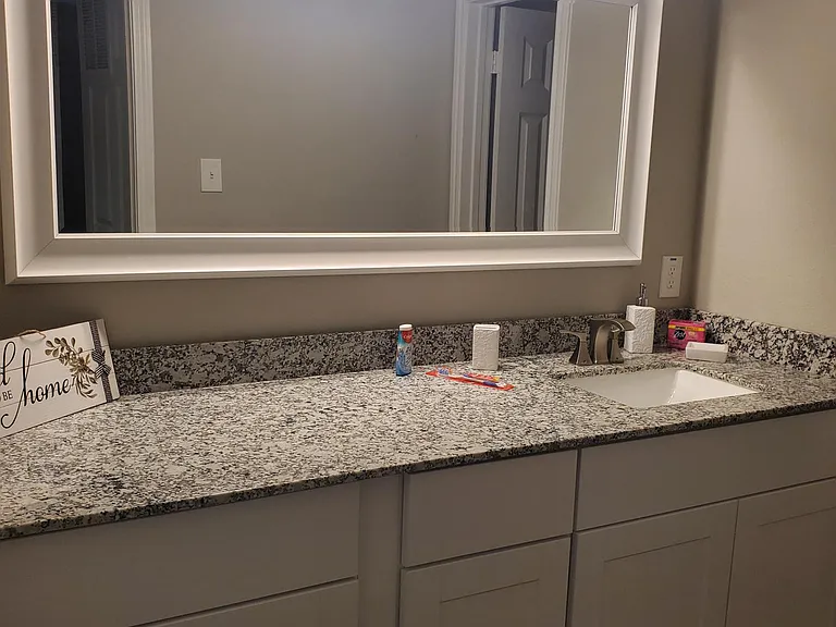 El Milagro Apartments — Photo 4