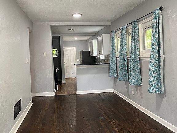 4th image of 4436 Highland Ave