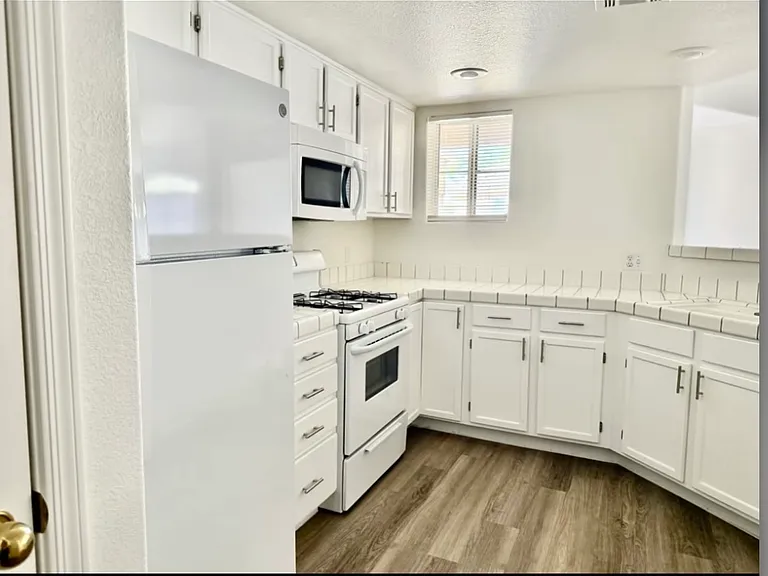 7400 W Flamingo Rd #2022 — Photo 5