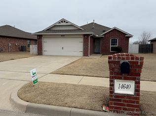 14640 Maple Ave, Glenpool, OK 74033