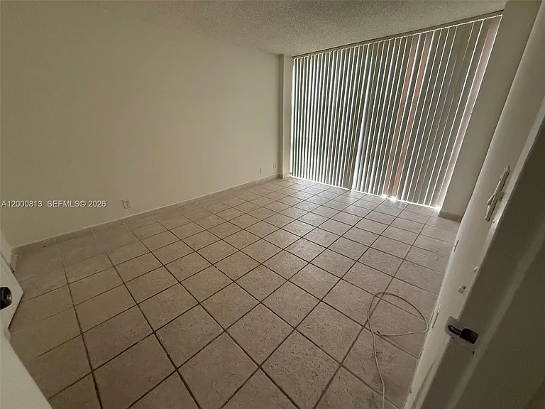16919 N Bay Rd #314 — Photo 24