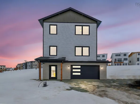 11 Wanders Way, Timberlea, NS B3T 0L2