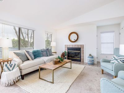 7122 Cross Creek Cir APT D, Dublin, CA, 94568