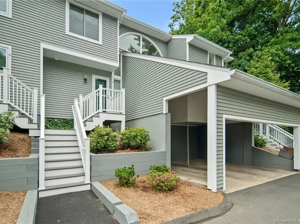 3 Glen Ridge #3, Wilton, CT 06897
