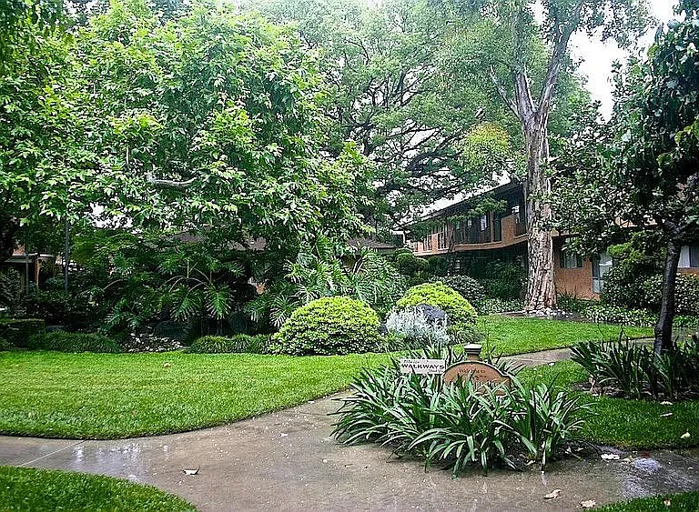 Casa Del Rey Apartments — Photo 5