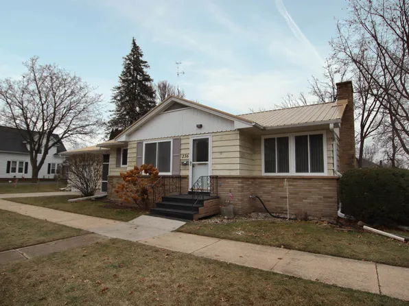 236 W Marquette St, Berlin, WI 54923