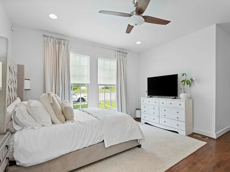 5505 Knob Rd — Photo 16