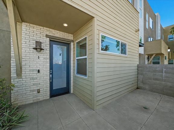 3rd image of 312 Bridgewater Way #1