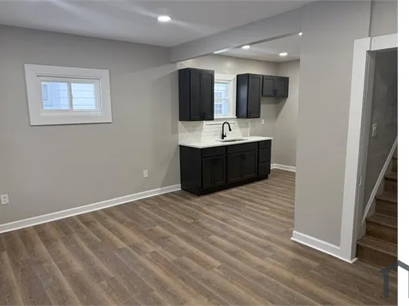 12708 Revere Ave, Cleveland, OH 44105