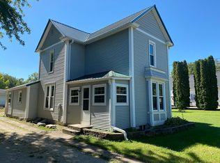 404 E Courtland St, Shell Rock, IA 50670