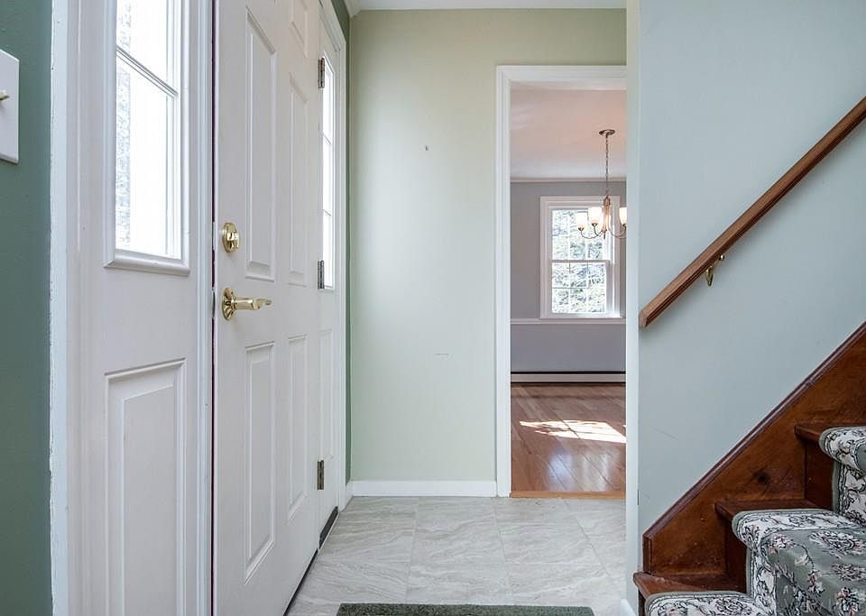 237 W Main St, Westborough, MA 01581 Zillow