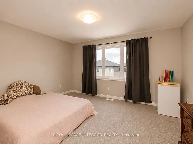 707 Samantha Eastop Ave — Photo 23