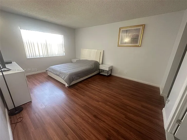 401 Golden Isles Dr #603 — Photo 10