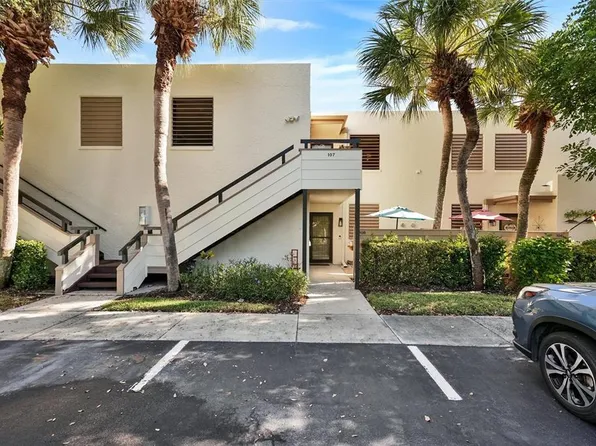 107 Pinehurst Dr #107, Bradenton, FL 34210
