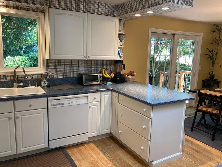 7445 SW Ashdale Ct — Photo 8