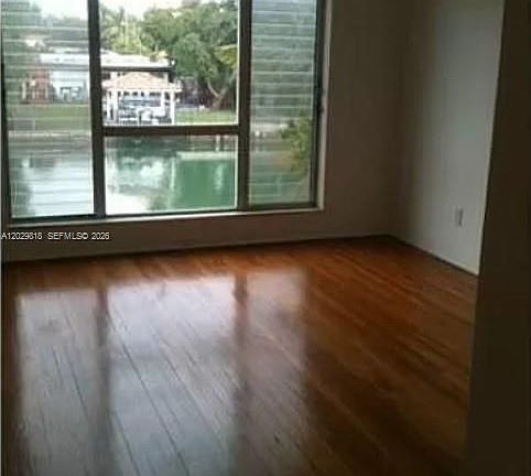 5th image of 3921 N Meridian Ave #3C