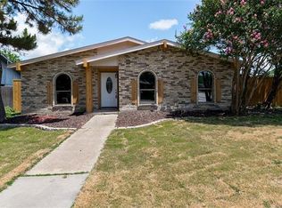3539 Whitney Dr, Carrollton, TX 75007