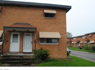 16220 Edgewood Ave, Maple Heights, OH 44137