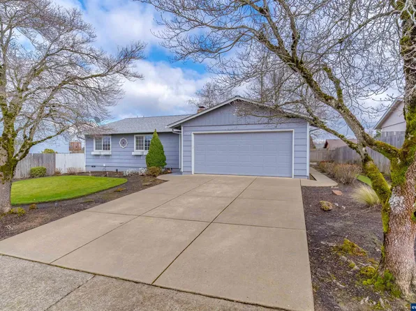 6702 Amy Ln NE, Keizer, OR 97303