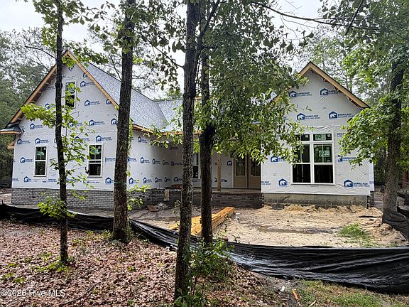 5th image of 471 Shiloh Lane SE