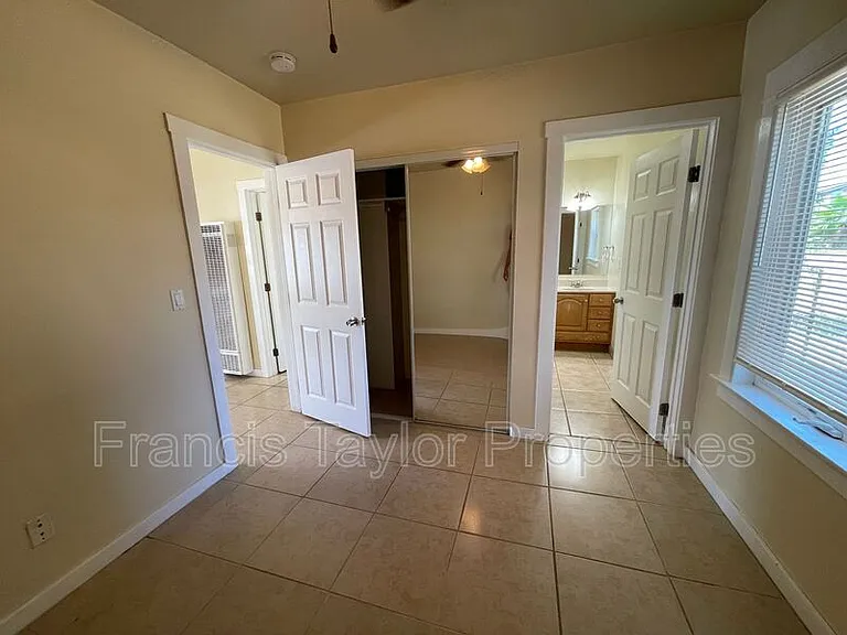 1214 S Escondido Blvd #6 — Photo 5