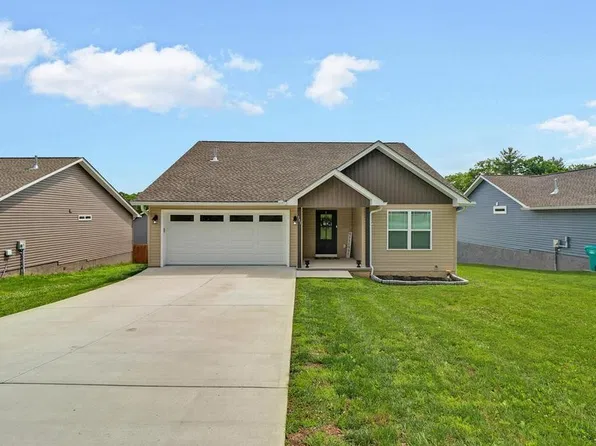 301 Dayton Ave, Crossville, TN 38555
