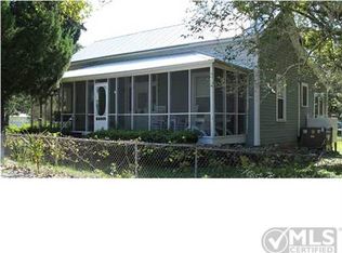230 8th St, Port Saint Joe, FL 32456