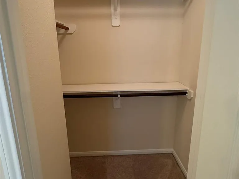 1747 Nichole Woods Dr — Photo 40