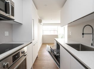 365 Eglinton Avenue East, Toronto, ON M4P 1M5