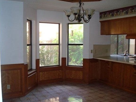 4th image of 1078 Grey Fox Cir