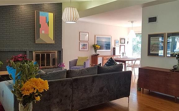 2nd image of 7947 Juniper Dr