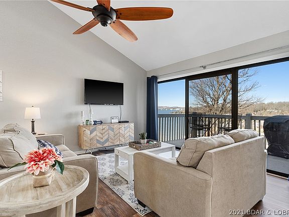 2nd image of 831 Indian Pointe #831