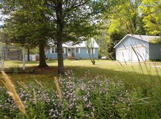 16465 Harwood Rd, Atlanta, MI 49709