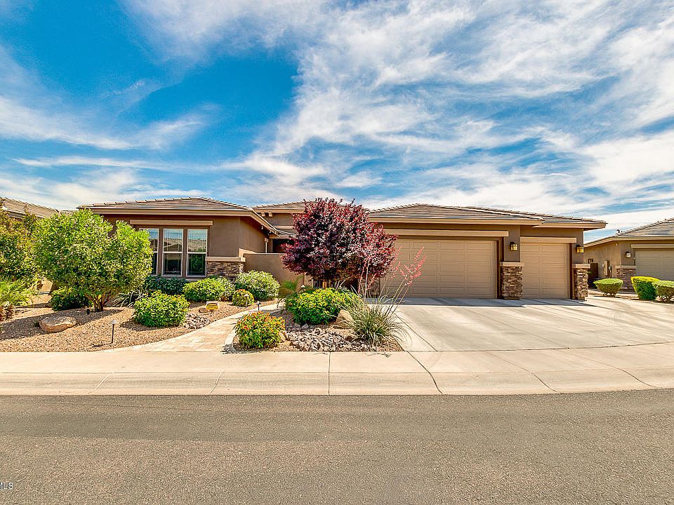 1st image of 3821 E Birchwood Pl