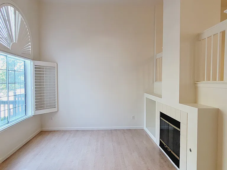 1102 Brooks Range Lndg — Photo 5