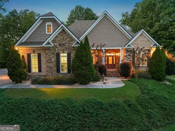 195 Fredericks Cv, Dawsonville, GA 30534