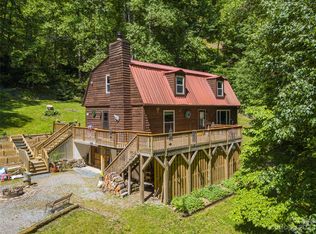 291 Dickinson Dr, Clyde, NC 28721