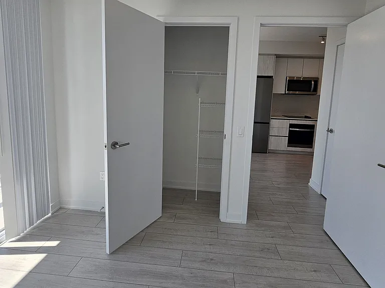 5858 Yonge St #3201 — Photo 17