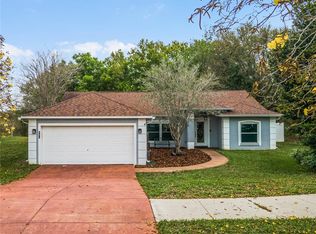 869 Scenic View Cir, Minneola, FL 34715