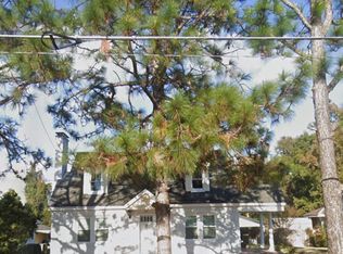 609 E 3rd St, Pembroke, NC 28372