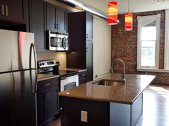 2nd image of 101 Main St APT 202