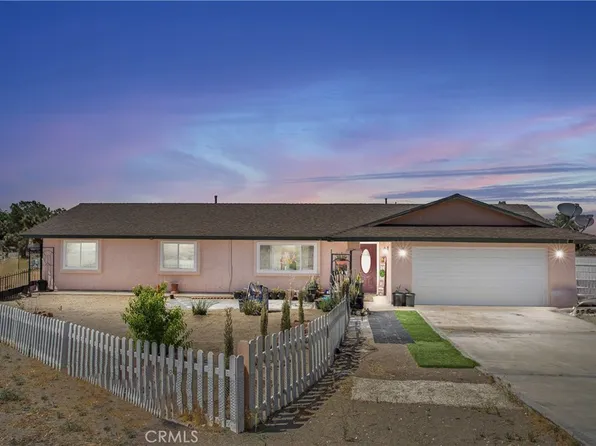 3976 Amador Rd, Phelan, CA 92371