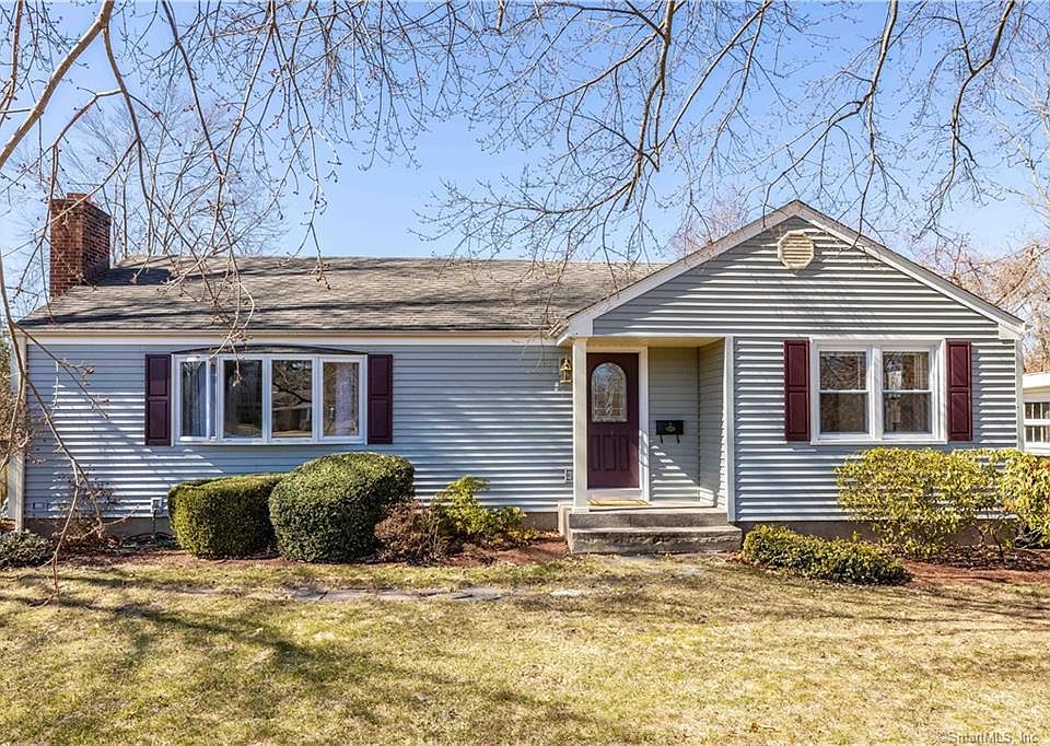 559 Matianuck Ave, Windsor, CT 06095 Zillow